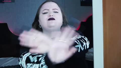 Snapshot of emma_razoom chatting on 12/09/24, 09:49 Emma Razumovskaya online show from 12/09/24, 09:49