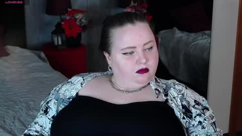 Snapshot of emma_razoom chatting on 12/17/24, 10:34 Emma Razumovskaya online show from 12/17/24, 10:34