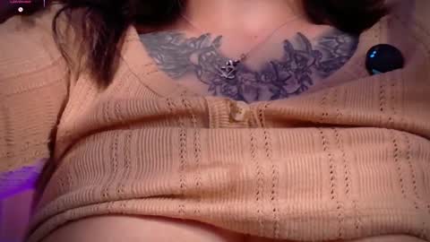 Snapshot of emma_rouse69 chatting on 11/12/25, 06:19 Emma Rouse Independent Model online show from 11/12/25, 06:19