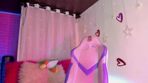 EMMA  online show from 03/05/25, 09:48