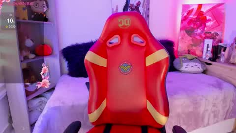 EMMA  online show from 11/12/25, 06:30