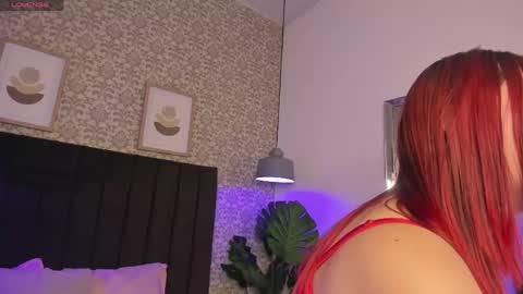 Snapshot of emma_velvet_ chatting on 04/24/26, 01:24 emma_velvet_ online show from 04/24/26, 01:24