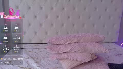 emma online show from 11/28/25, 02:42