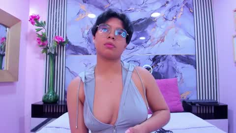 Snapshot of emmaa_lex chatting on 09/24/25, 02:37 Emma online show from 09/24/25, 02:37