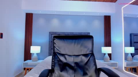 Snapshot of emmaa_robertts chatting on 12/02/24, 05:37 Emma Everyday From 0530 to 1430 Col Time online show from 12/02/24, 05:37