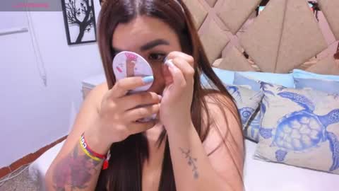 Emma online show from 06/17/26, 01:19