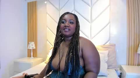 Snapshot of emmabrantt_ chatting on 03/18/26, 04:37 EmmaBrantt online show from 03/18/26, 04:37