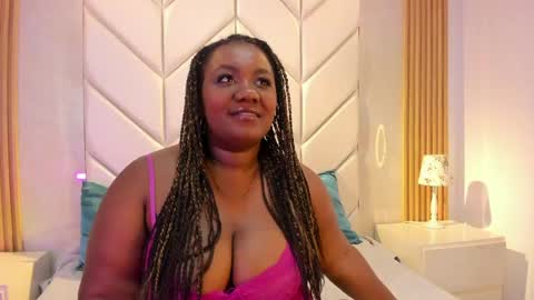 Snapshot of emmabrantt_ chatting on 04/18/26, 04:27 EmmaBrantt online show from 04/18/26, 04:27