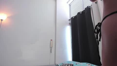 emmaclark_1 online show from 06/05/26, 09:20