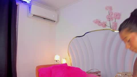 Welcome Im yosein  Your love is my passion activate it with your tips and enjoy with me online show from 02/14/25, 01:45