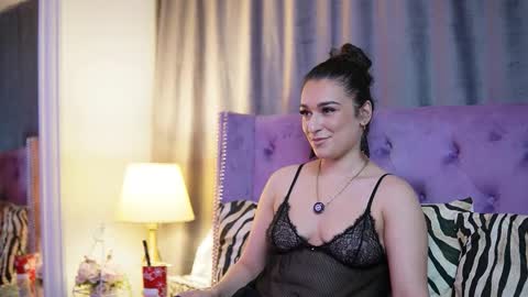  Emma  online show from 12/17/25, 09:10