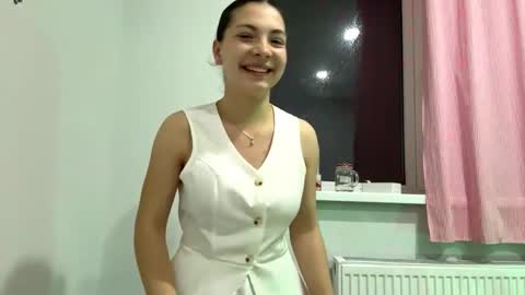 Snapshot of emmagerhauser chatting on 05/15/26, 06:15 emmagerhauser online show from 05/15/26, 06:15