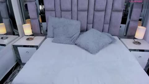 EMMA HILL online show from 05/01/26, 11:15