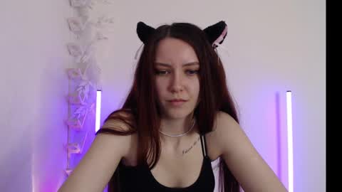 Snapshot of emmaishier chatting on 02/25/25, 01:39 emmaishier online show from 02/25/25, 01:39
