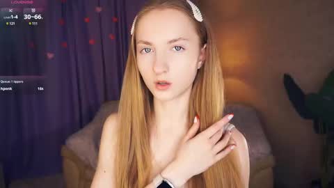 Snapshot of emmalaflame chatting on 02/15/25, 08:22 Emma day Wendy night online show from 02/15/25, 08:22