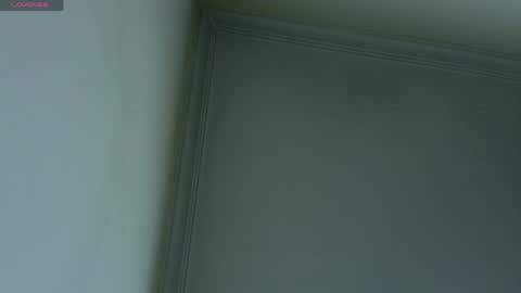 Snapshot of emmamiller__ chatting on 05/14/26, 10:55 online show from 05/14/26, 10:55