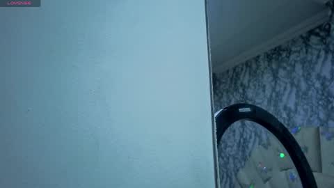 Snapshot of emmamiller__ chatting on 05/23/26, 10:30 online show from 05/23/26, 10:30