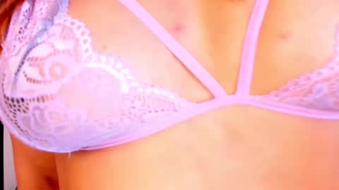 emmanaughty_ online show from 09/20/25, 11:06