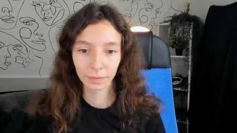 emmanuellbrown online show from 10/17/25, 01:25