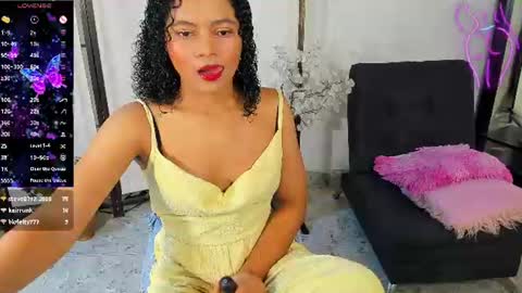 emmaray3 online show from 06/25/26, 11:04