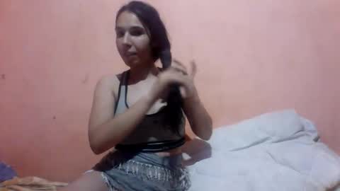 Snapshot of emmaryve chatting on 02/22/26, 07:12 Emma online show from 02/22/26, 07:12