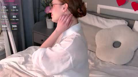 Emma online show from 06/17/26, 07:11