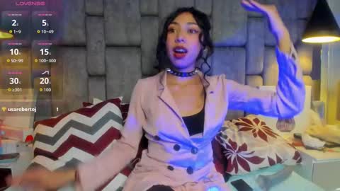 Snapshot of emmaskinny_ chatting on 11/16/25, 12:05 Emma online show from 11/16/25, 12:05