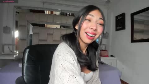 Snapshot of emmaskinny_ chatting on 02/25/26, 06:23 Emma online show from 02/25/26, 06:23