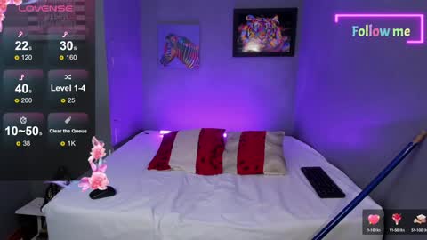 Emma online show from 01/15/25, 02:27