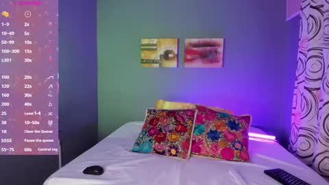 Emma online show from 09/18/25, 05:26