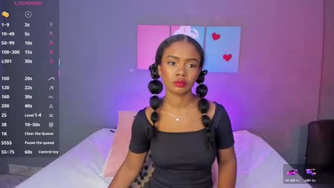 Emma online show from 09/26/25, 09:08