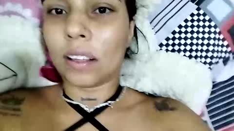 Snapshot of emmasplycer chatting on 01/07/25, 10:19 EmmaSplycer online show from 01/07/25, 10:19