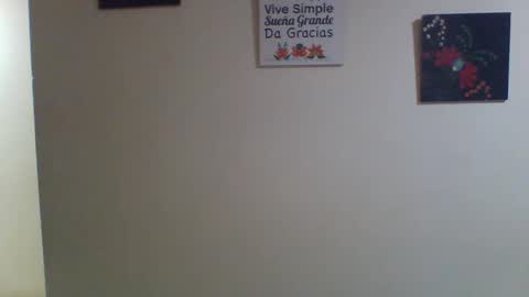 Snapshot of emmasplycer chatting on 01/19/25, 02:15 EmmaSplycer online show from 01/19/25, 02:15