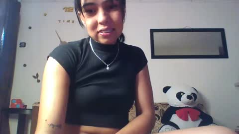 Snapshot of emmasplycer chatting on 02/07/25, 09:58 EmmaSplycer online show from 02/07/25, 09:58