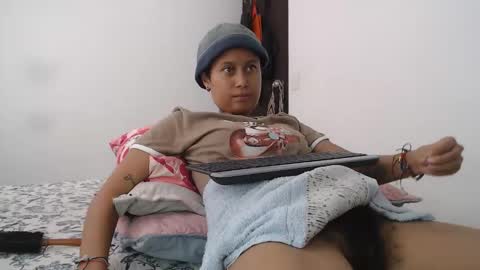 Snapshot of emmasweet95 chatting on 01/13/26, 07:52 emmasweet95 online show from 01/13/26, 07:52