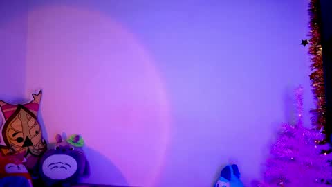 Snapshot of emmaterrestrial chatting on 01/29/25, 02:10 RH-NEGATIVE GREEN-EYED BAELIEN online show from 01/29/25, 02:10