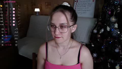 Mia online show from 12/20/24, 01:54