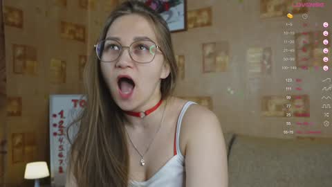 Mia online show from 02/05/25, 02:37