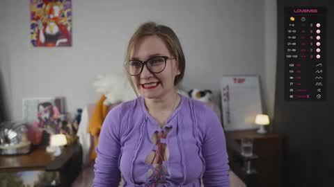 Mia online show from 09/10/25, 03:12