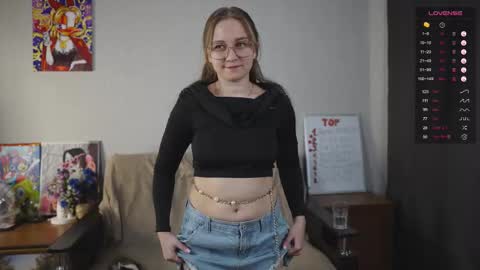 Mia online show from 10/22/25, 03:40