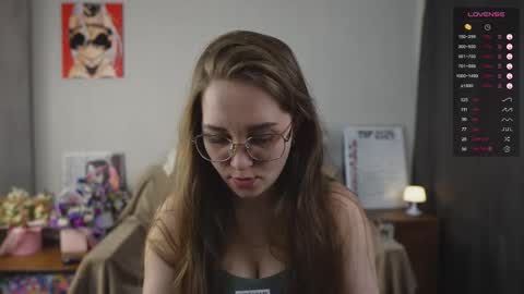 Snapshot of emmatiny chatting on 03/15/26, 06:25 Mia online show from 03/15/26, 06:25