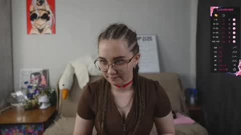 Mia online show from 05/08/26, 06:02
