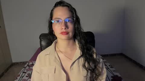Emma Torres online show from 03/02/25, 01:04