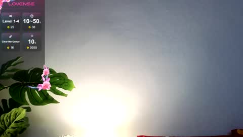 Snapshot of emmavayne chatting on 05/10/26, 06:57 Emma online show from 05/10/26, 06:57