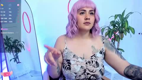 Snapshot of emmax_x chatting on 12/15/24, 11:34 EMMA online show from 12/15/24, 11:34