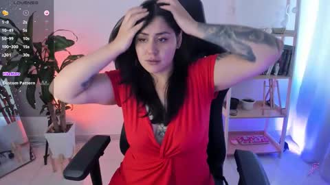 Snapshot of emmax_x chatting on 02/09/26, 02:54 EMMA online show from 02/09/26, 02:54