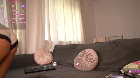 Snapshot of emmaxblanco chatting on 07/07/26, 04:59 emmaxblanco online show from 07/07/26, 04:59