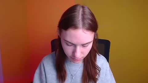 Snapshot of emmi_rossum chatting on 02/27/25, 12:02 Emmi online show from 02/27/25, 12:02