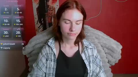 Snapshot of emmi_rossum chatting on 08/03/26, 09:04 Emmi online show from 08/03/26, 09:04