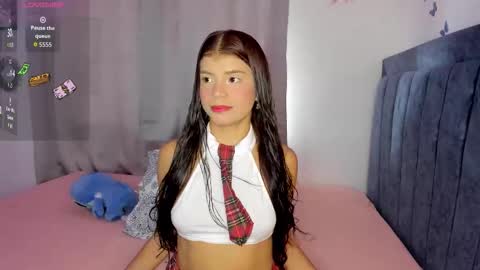 Emmie online show from 11/09/25, 01:42